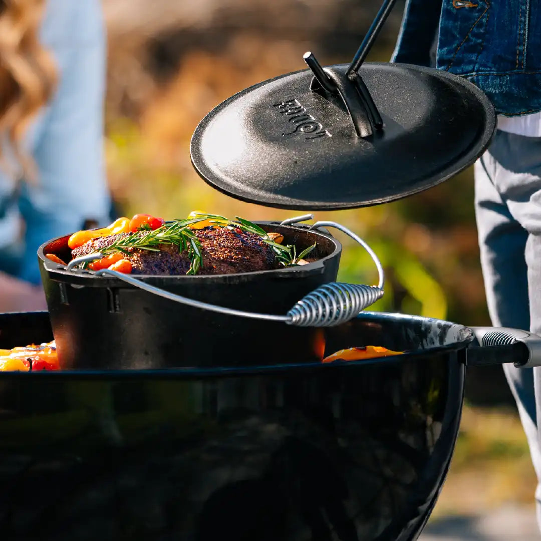 Dutch Oven with Bail Handle